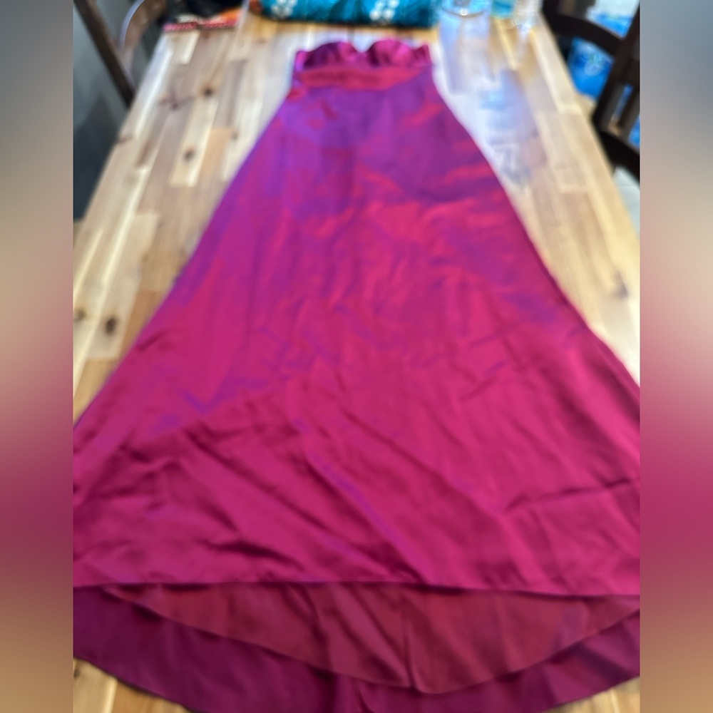 Jim Hjelm Occasions Burgundy Satin Dress| Size 6 - Picture 12 of 14
